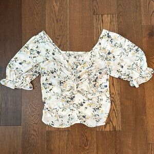 Abercrombie &Fitch floral top